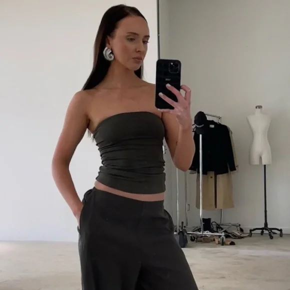ARITZIA — NWT  Contour Hip Tube Top - Picture 16 of 17
